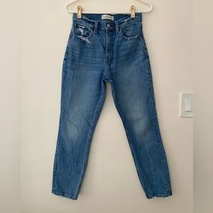 Abercrombie & Fitch High Rise Mom Jean